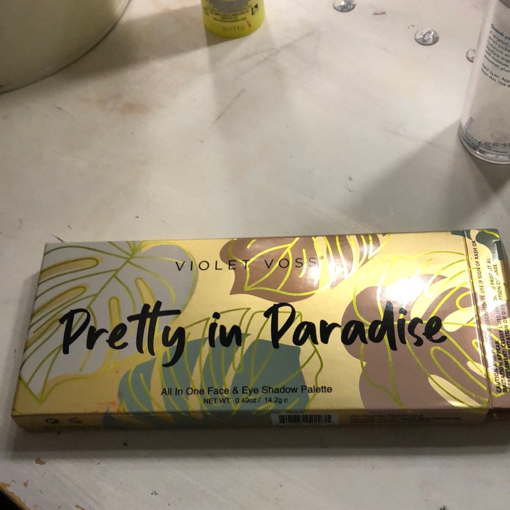 Violet Voss pretty in paradise